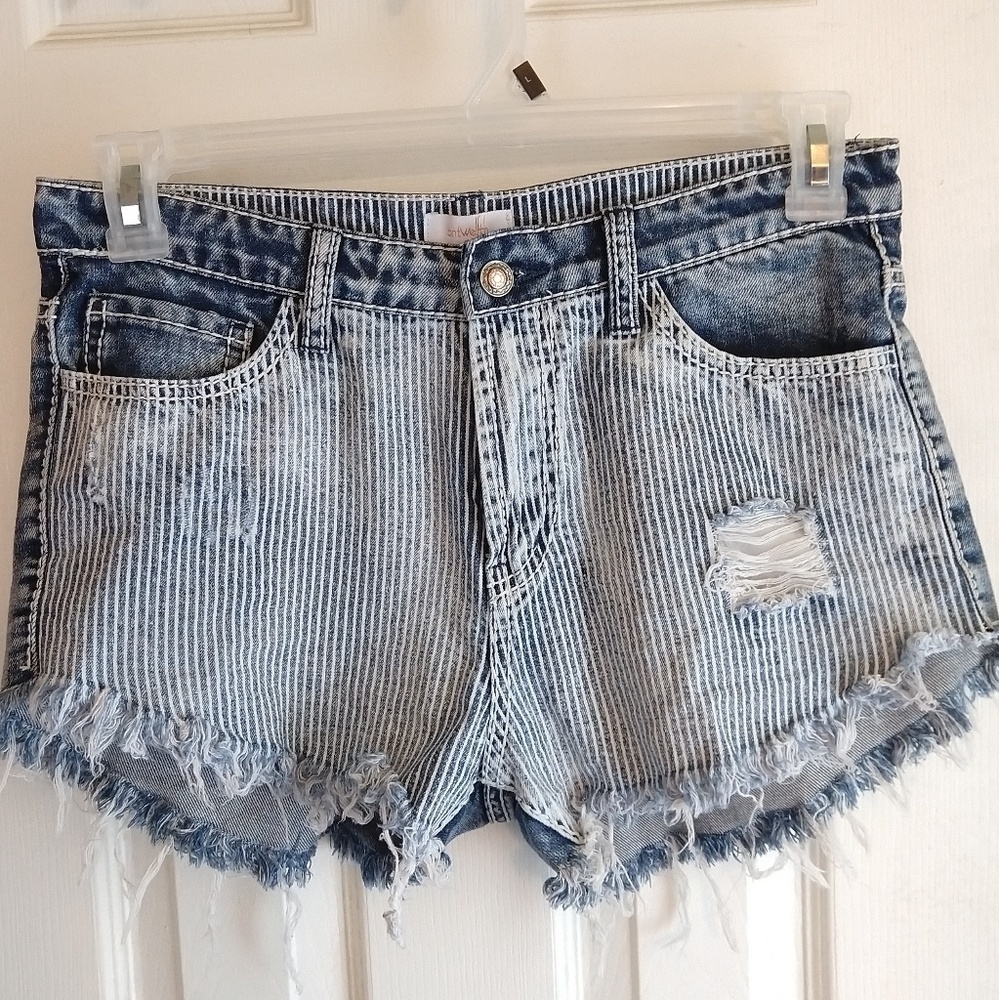High-waisted Denim Striped Hot Shorts